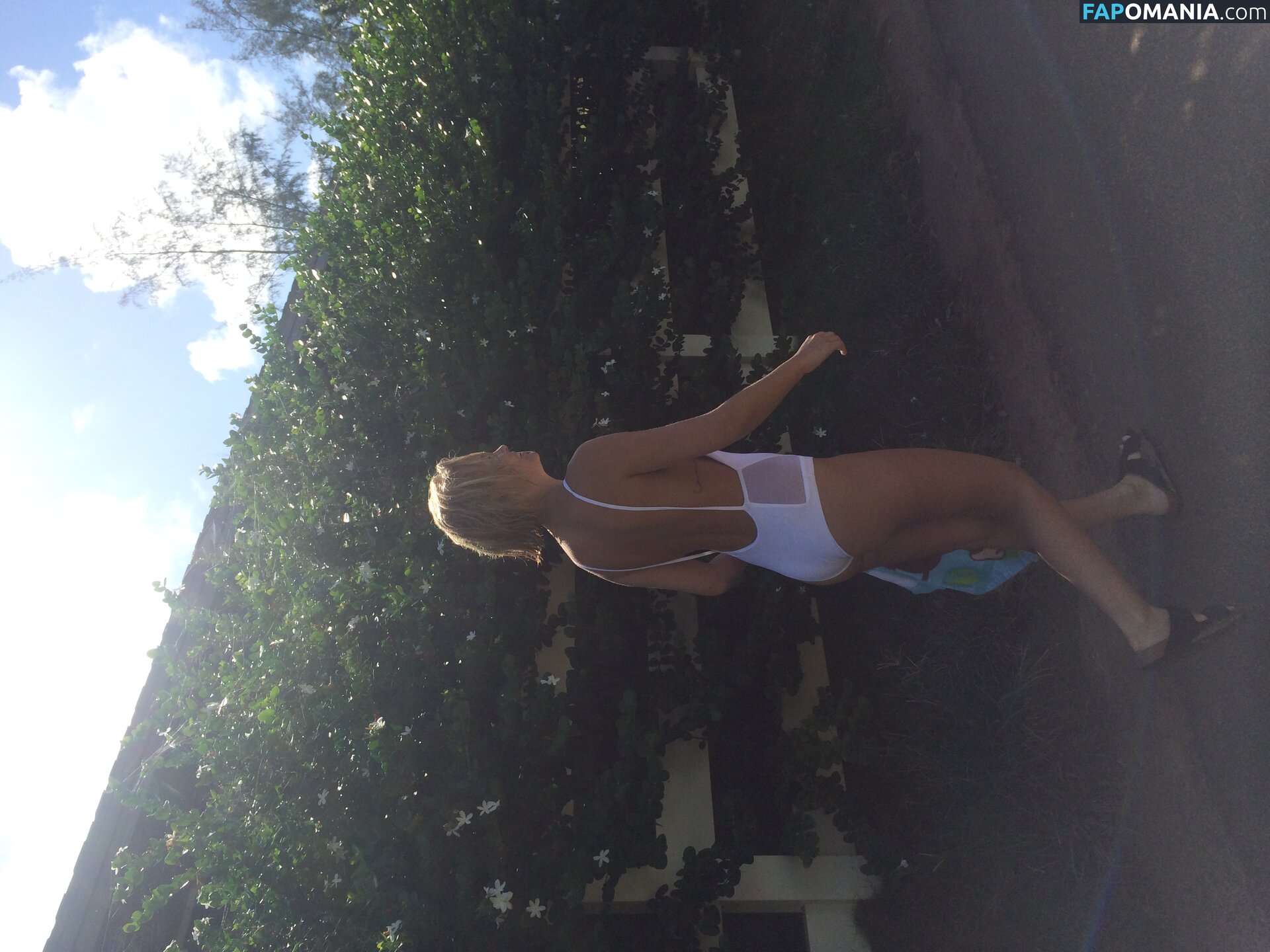 Lara Bingle Nackt Geleaktes Foto #363