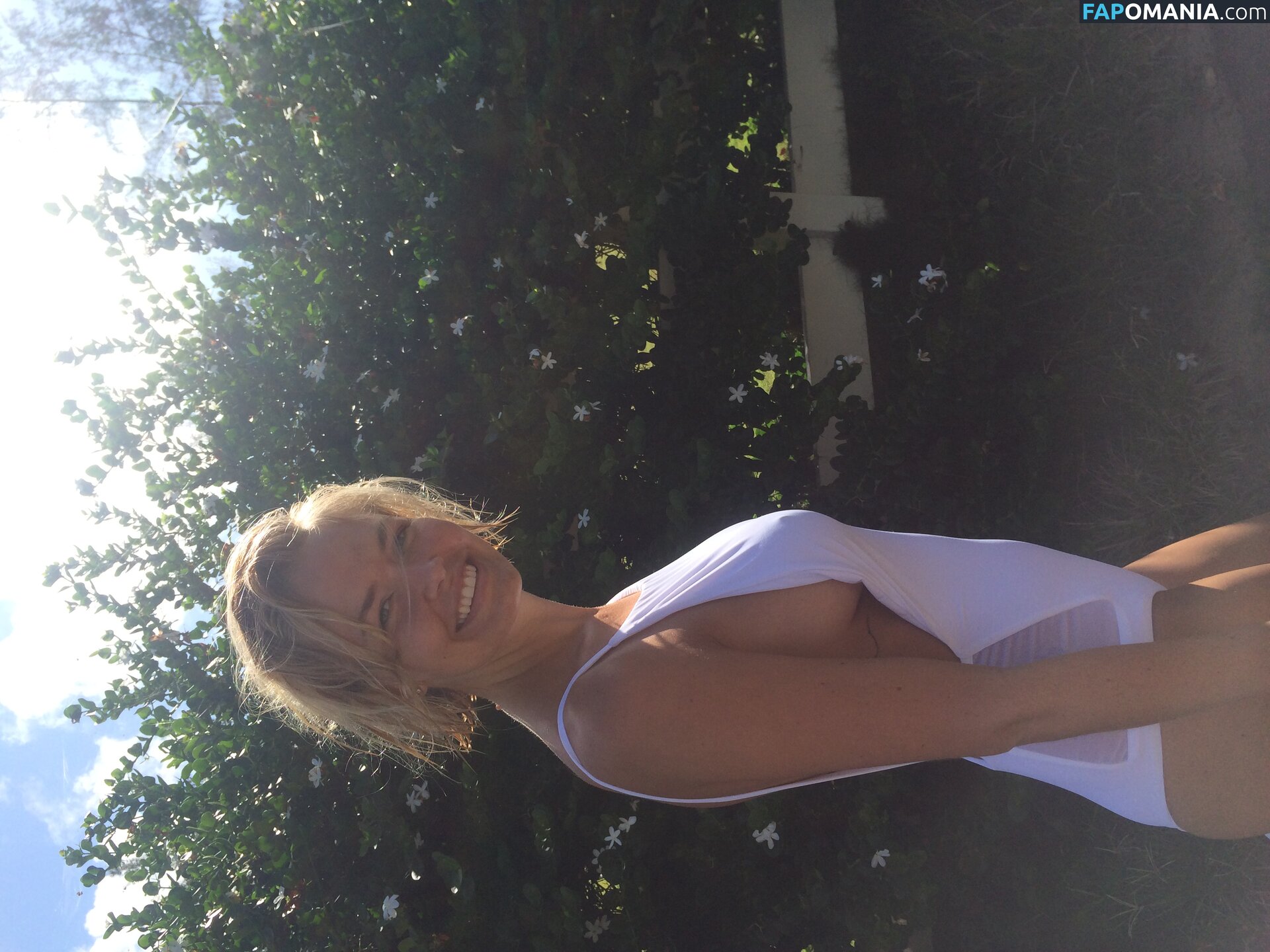 Lara Bingle Nackt Geleaktes Foto #373