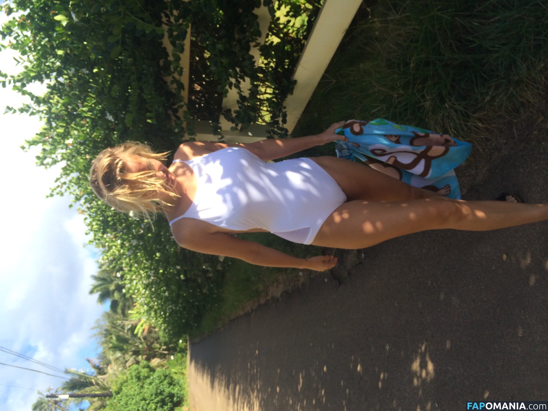 Lara Bingle Nackt Geleaktes Foto #387