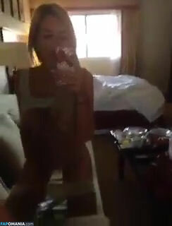Laura Anderson Nackt Geleaktes Foto #20