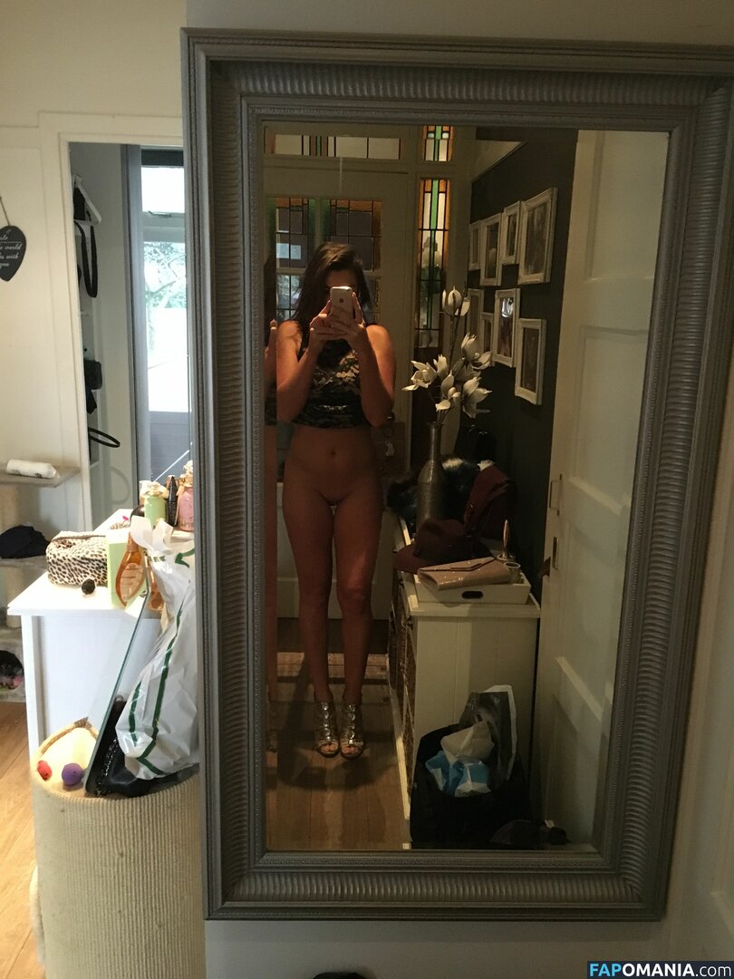 Laura Ponticorvo Nackt Geleaktes Foto #3