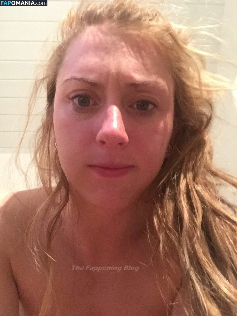 Laura Trott Nackt Geleaktes Foto #1