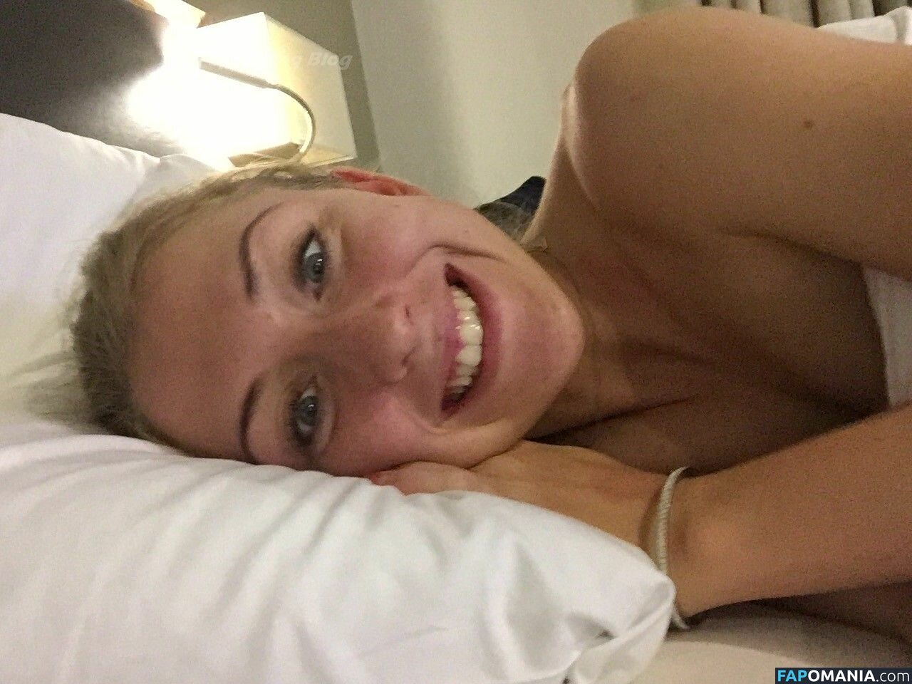 Laura Trott Nackt Geleaktes Foto #2