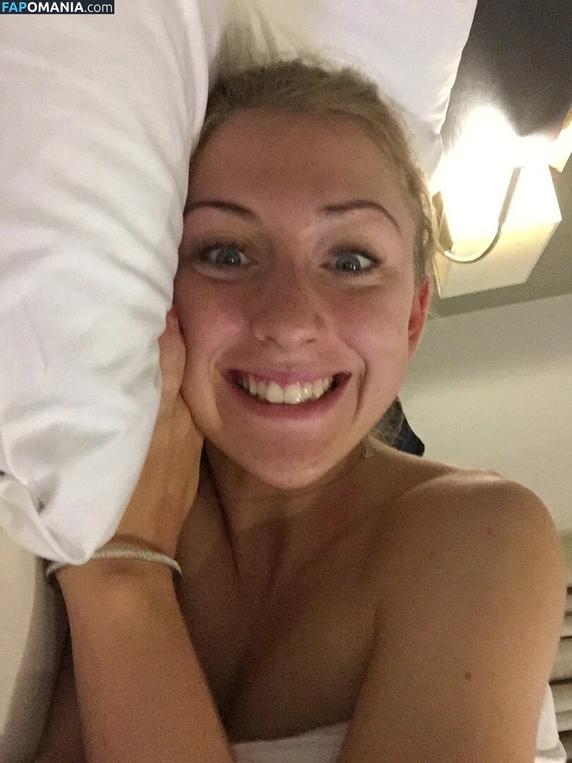 Laura Trott Nackt Geleaktes Foto #7
