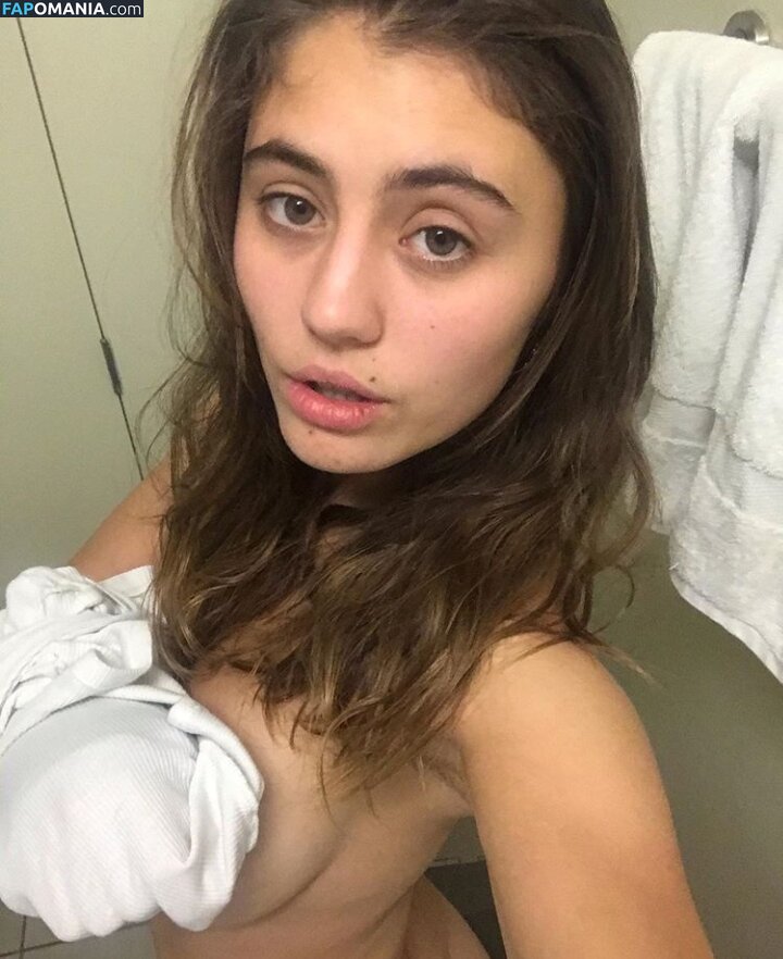 Lia Marie Johnson Nackt Geleaktes Foto #2