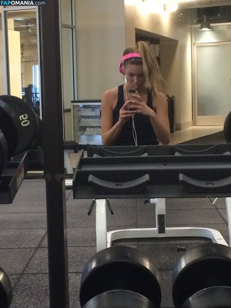 Lili Simmons Nackt Geleaktes Foto #65