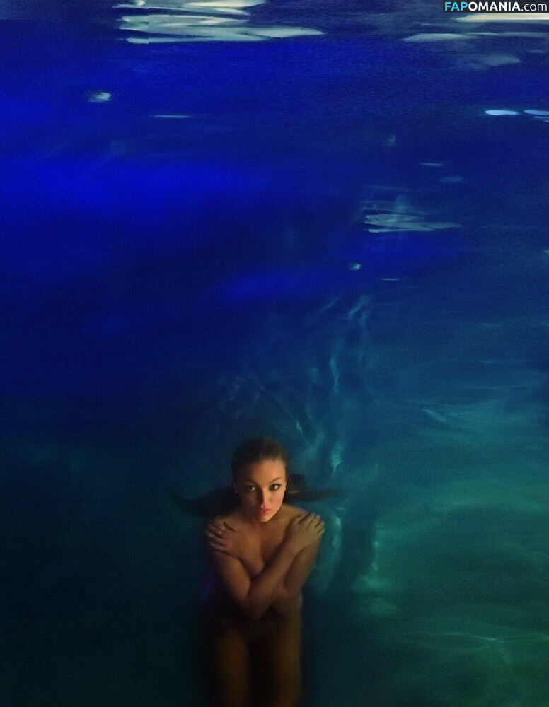 Lili Simmons Nackt Geleaktes Foto #68