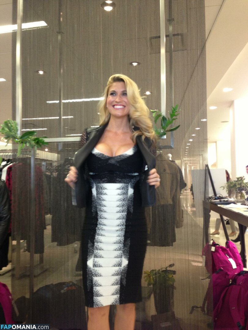 Lindsay Clubine Nackt Geleaktes Foto #46