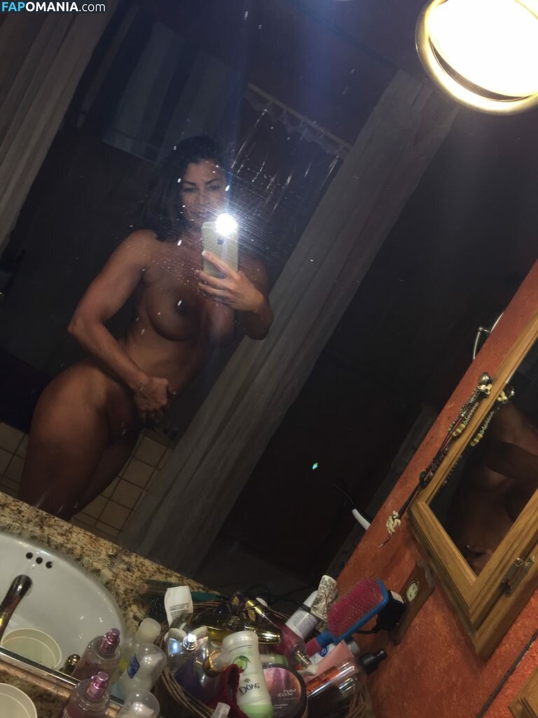 Lisa Marie Varon Nackt Geleaktes Foto #17