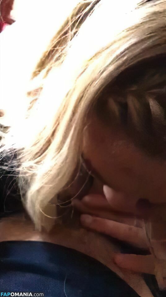 Louisa Johnson Nackt Geleaktes Foto #34