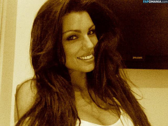 Louise Cliffe Nackt Geleaktes Foto #3