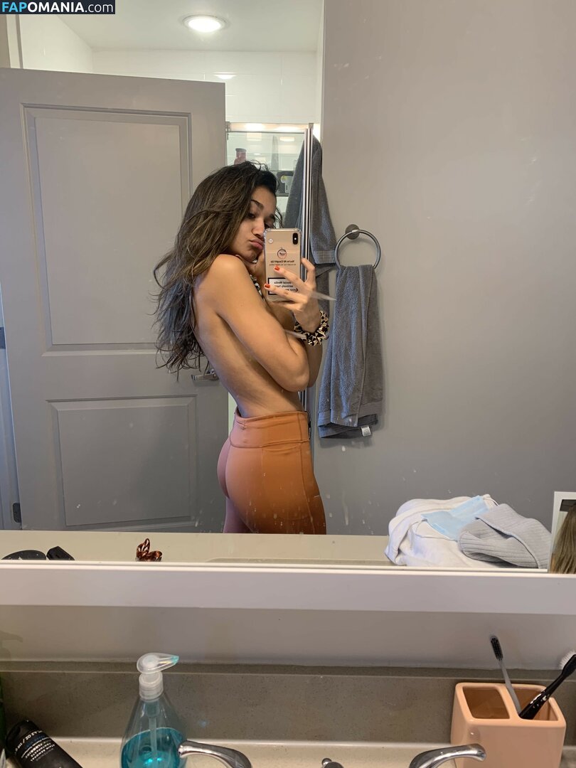 Madison Bailey Nackt Geleaktes Foto #22