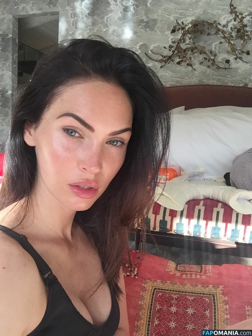Megan Fox Nackt Geleaktes Foto #33