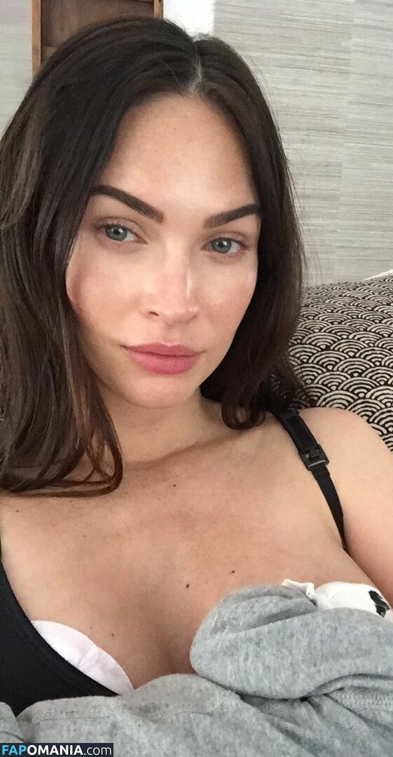 Megan Fox Nackt Geleaktes Foto #48