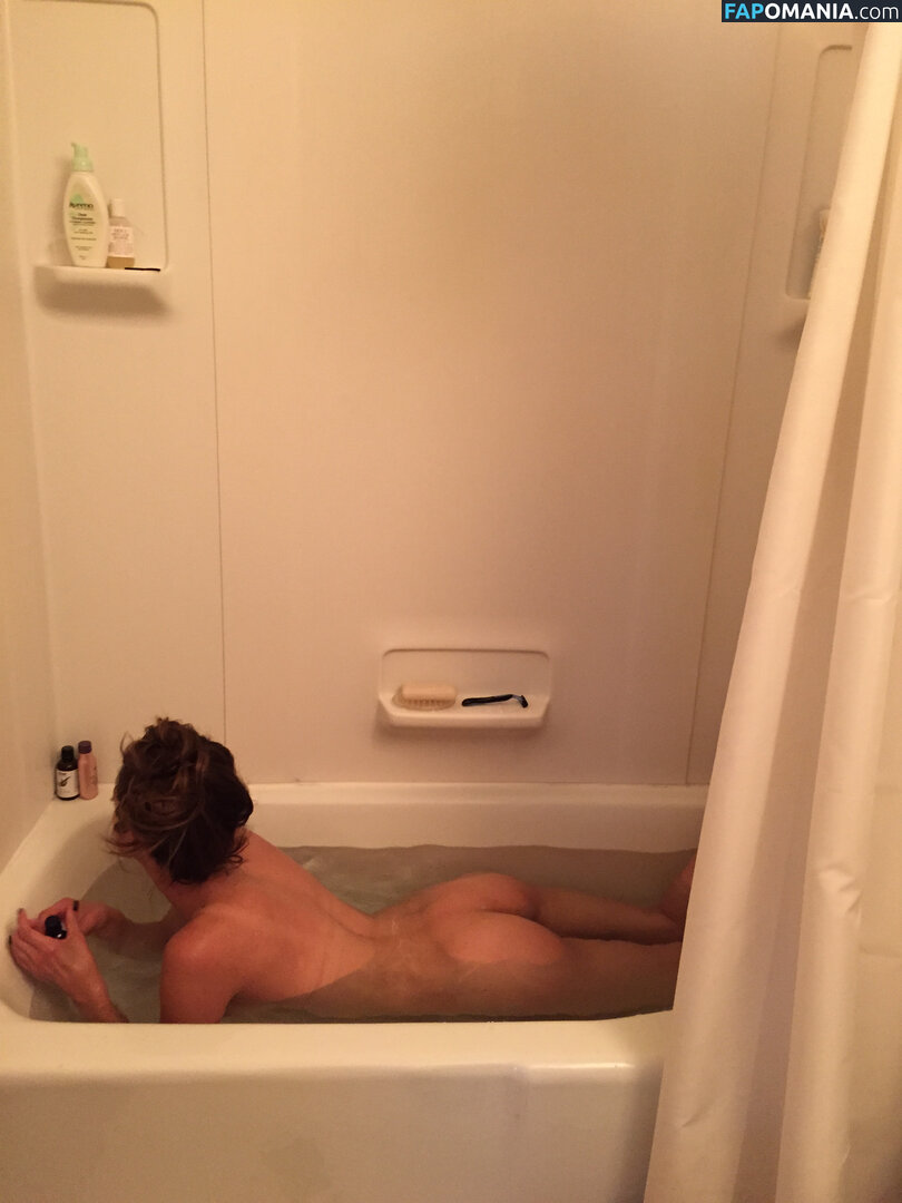 Mia Serafino Nackt Geleaktes Foto #13