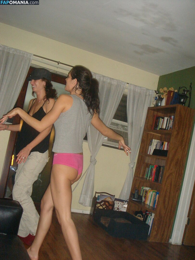 Michelle Borth Nackt Geleaktes Foto #12