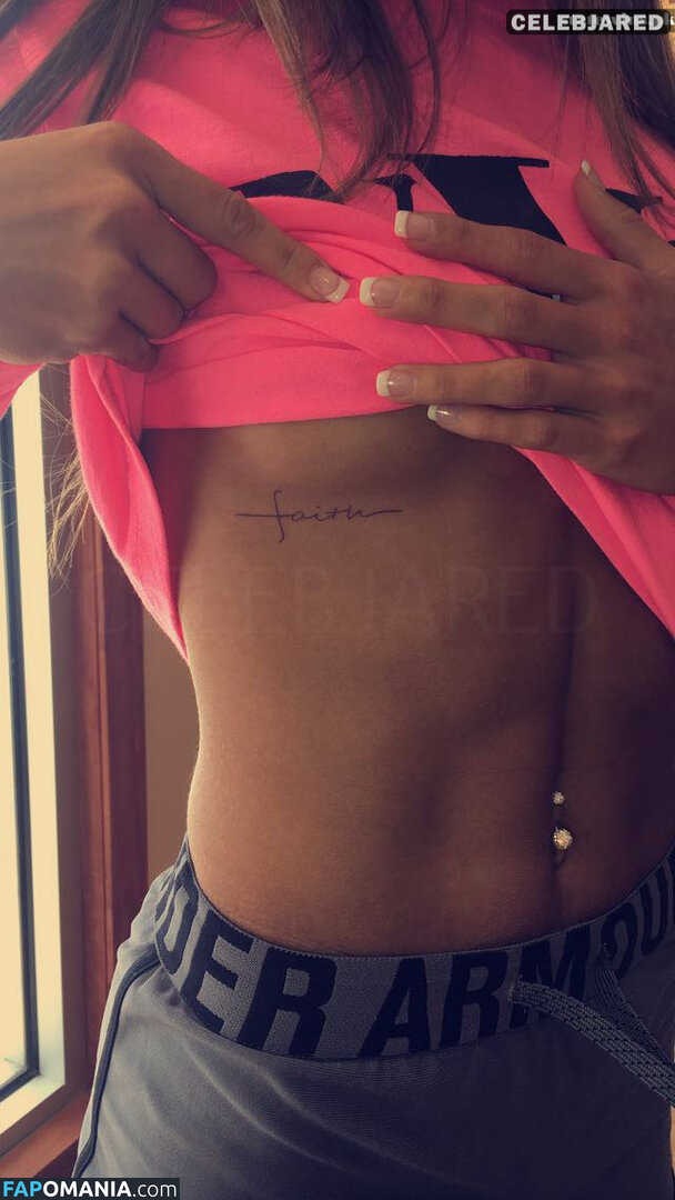 Morgan Simianer Nackt Geleaktes Foto #51