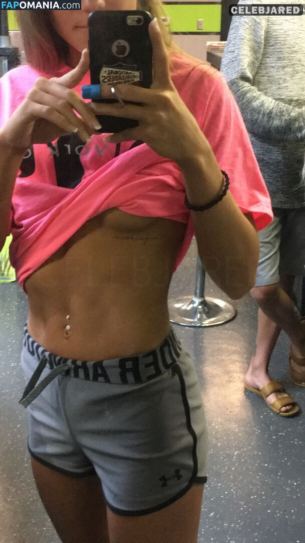 Morgan Simianer Nackt Geleaktes Foto #54