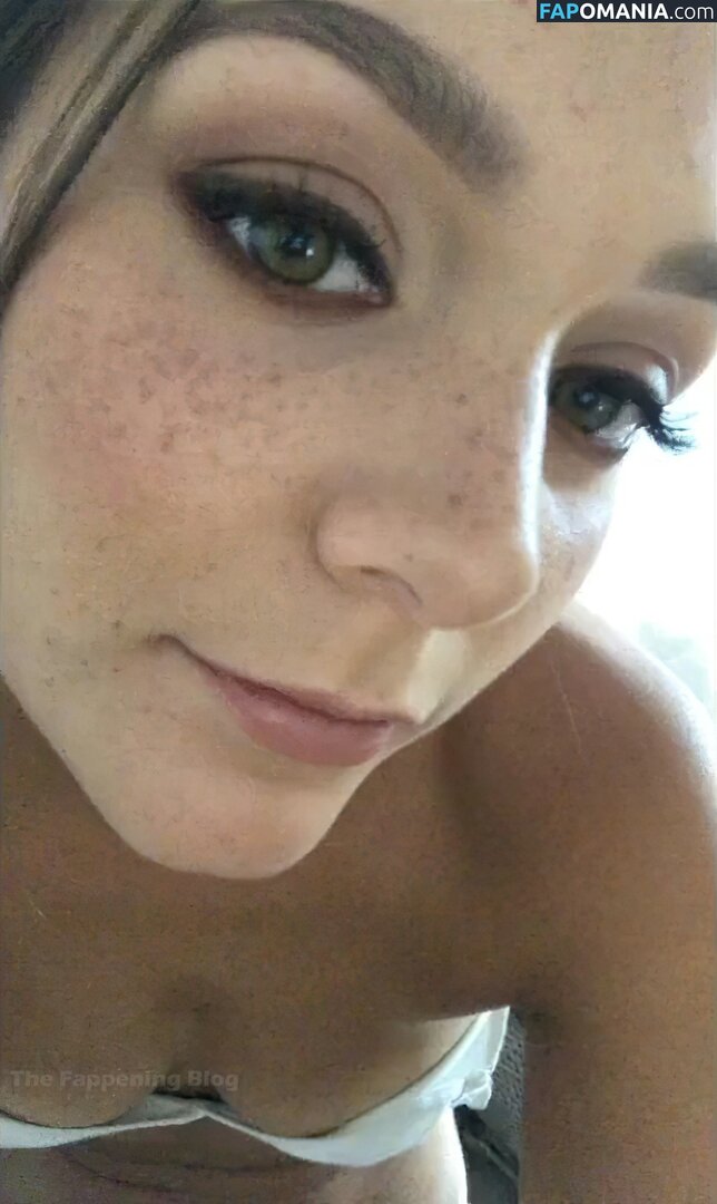 Nadine Mulkerrin Nackt Geleaktes Foto #15