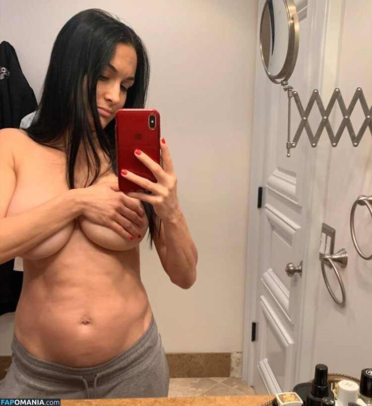Nikki Bella Nackt Geleaktes Foto #2