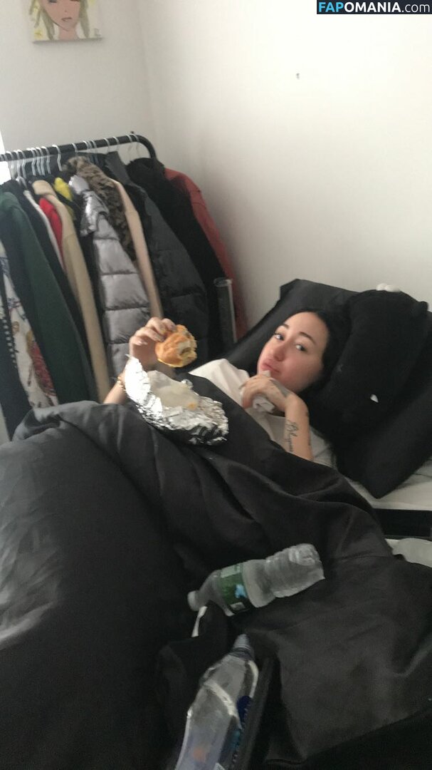 Noah Cyrus Nackt Geleaktes Foto #55