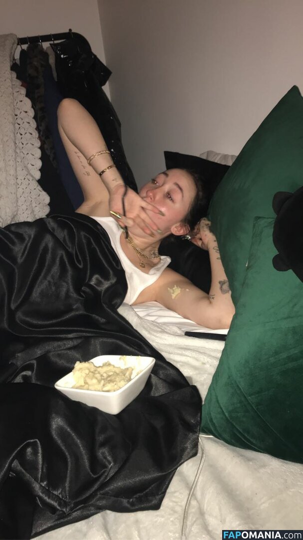 Noah Cyrus Nackt Geleaktes Foto #72