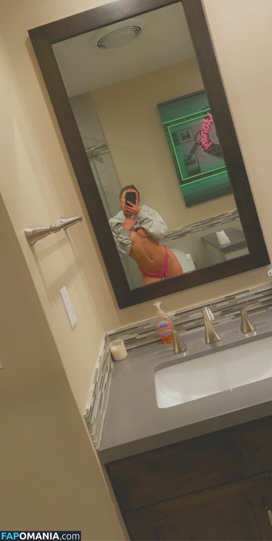 Noah Cyrus Nackt Geleaktes Foto #82