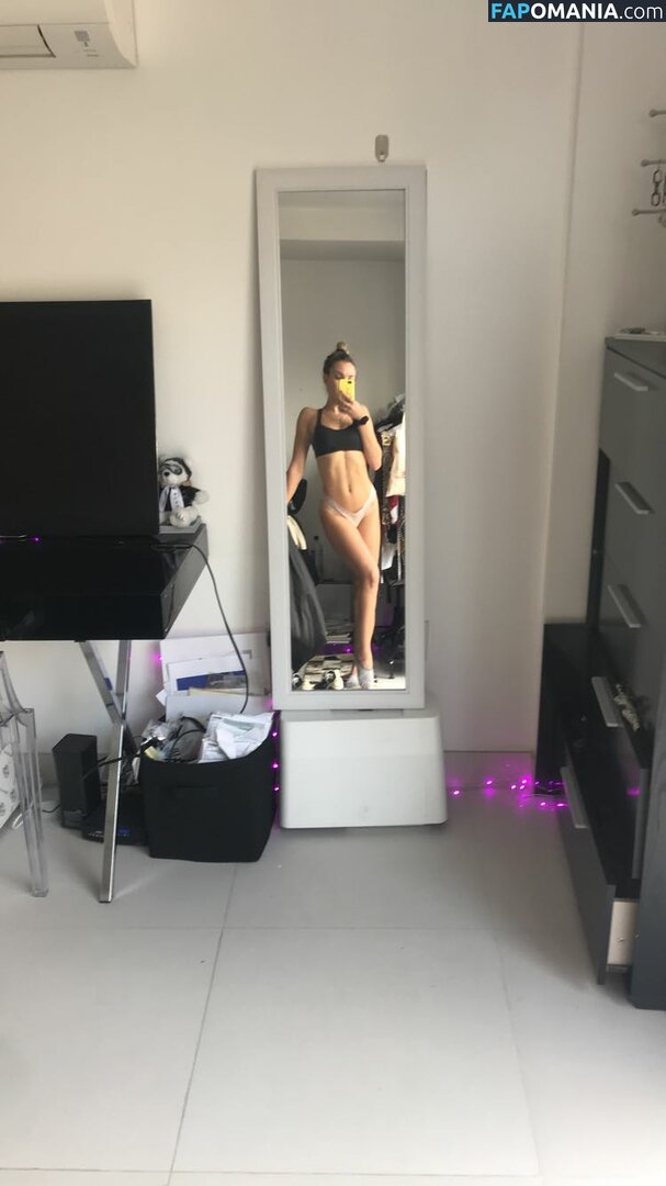 Noah Cyrus Nackt Geleaktes Foto #87