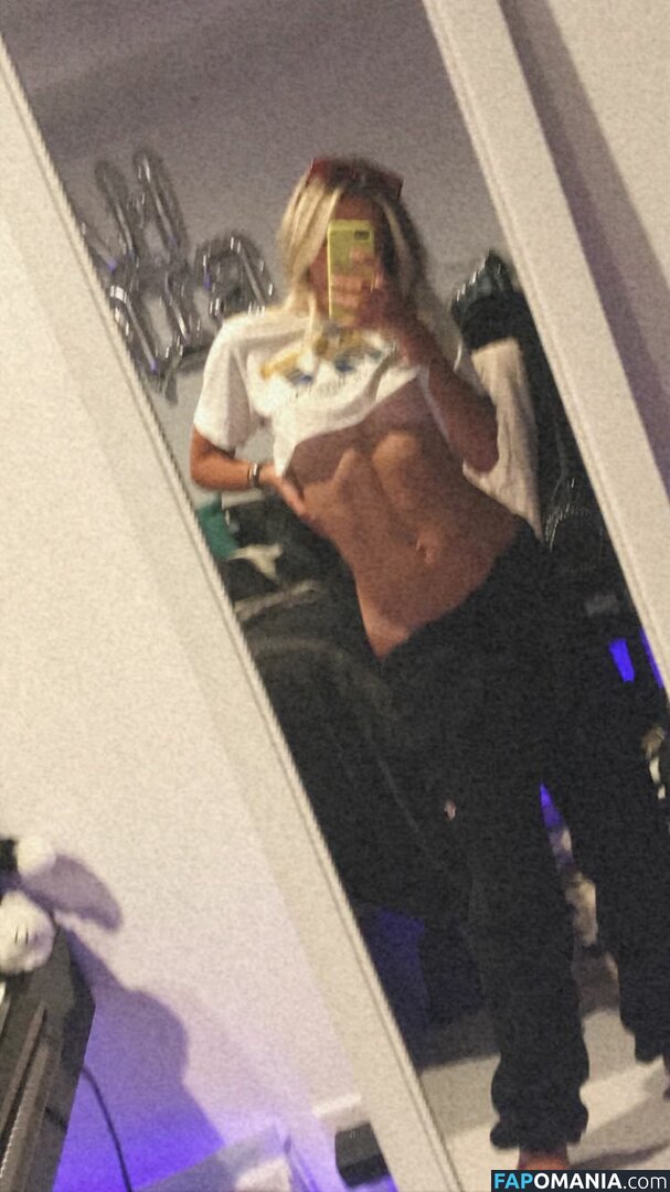 Noah Cyrus Nackt Geleaktes Foto #104