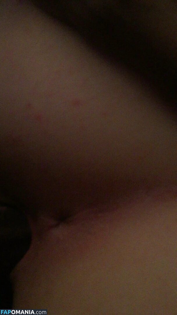 Noel Berry Nackt Geleaktes Foto #317