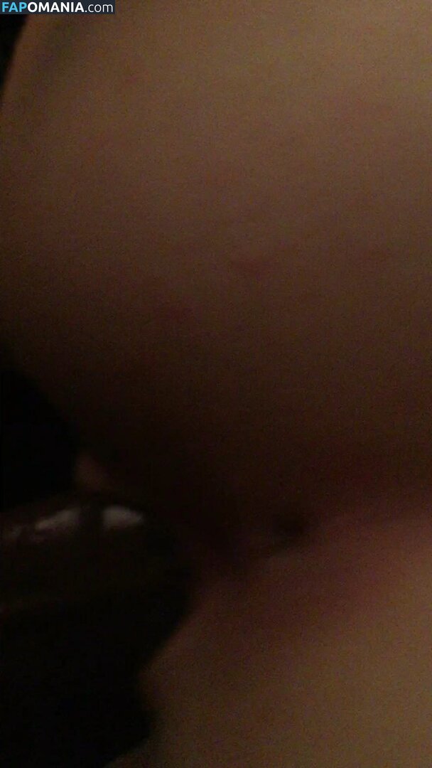 Noel Berry Nackt Geleaktes Foto #318