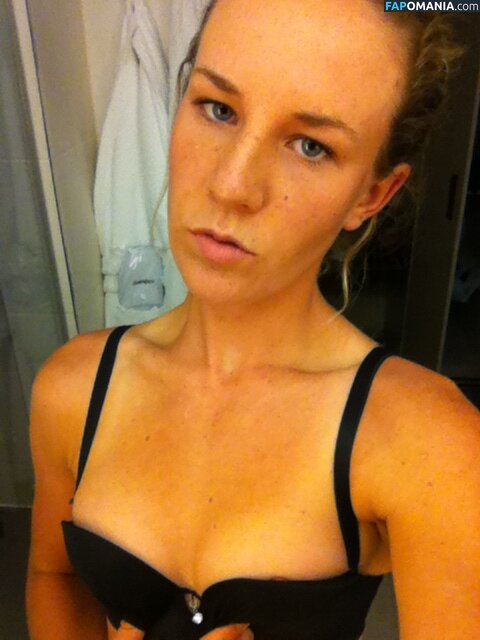 Olivia Rogowska Nackt Geleaktes Foto #7