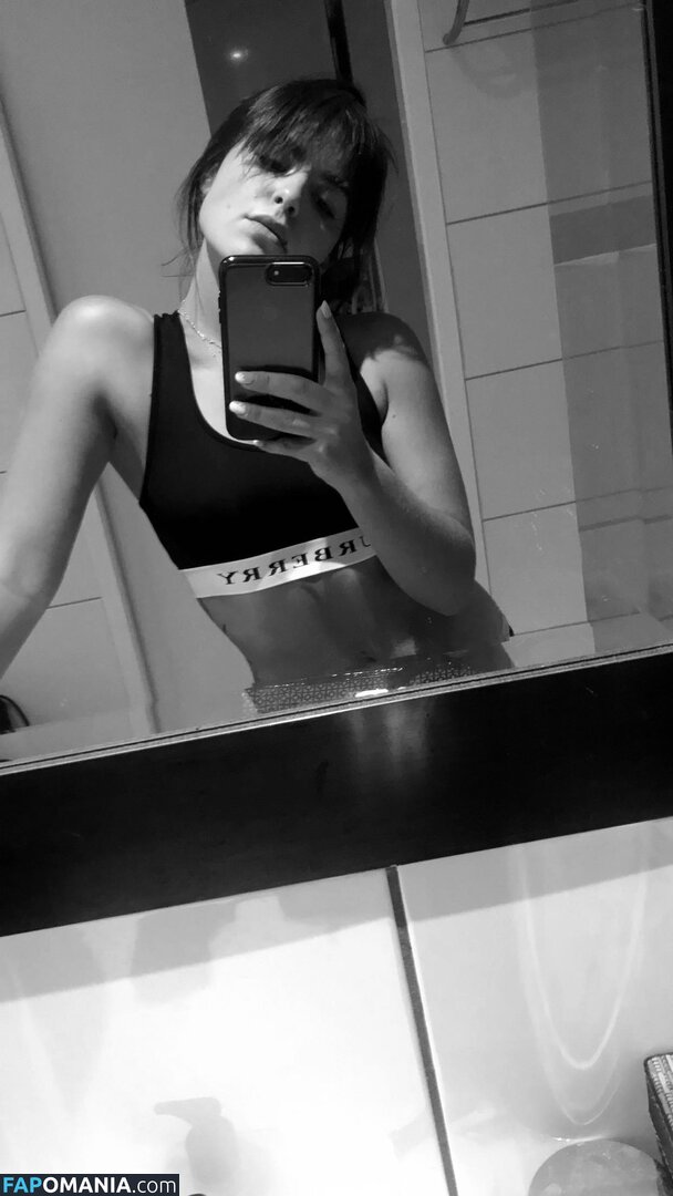 Olympia Valance Nackt Geleaktes Foto #7