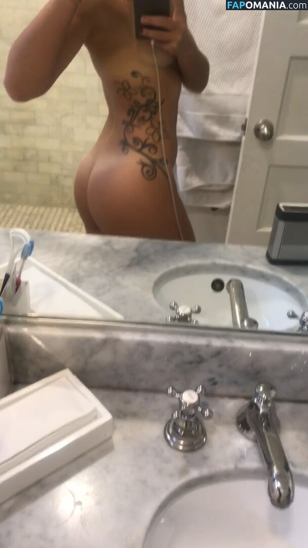 Olympia Valance Nackt Geleaktes Foto #116