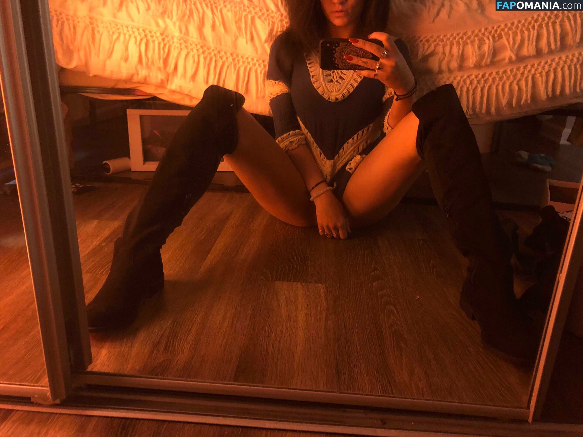 Paris Eike Nackt Geleaktes Foto #11