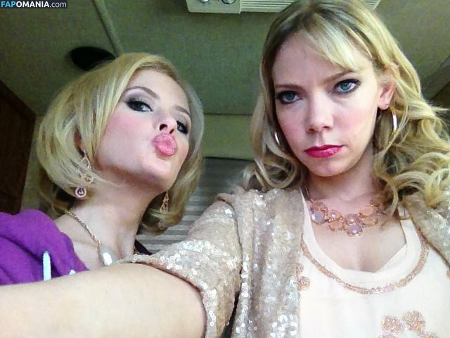 Riki Lindhome Nackt Geleaktes Foto #18