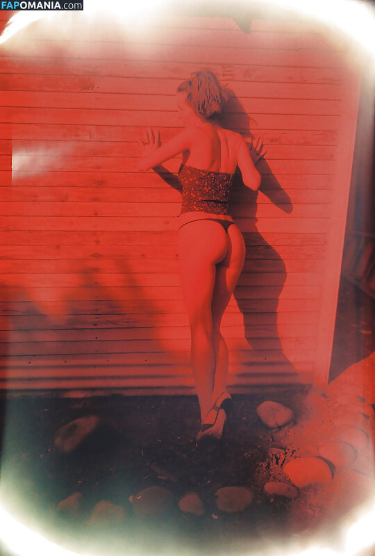 Salome Stevenin Nackt Geleaktes Foto #11