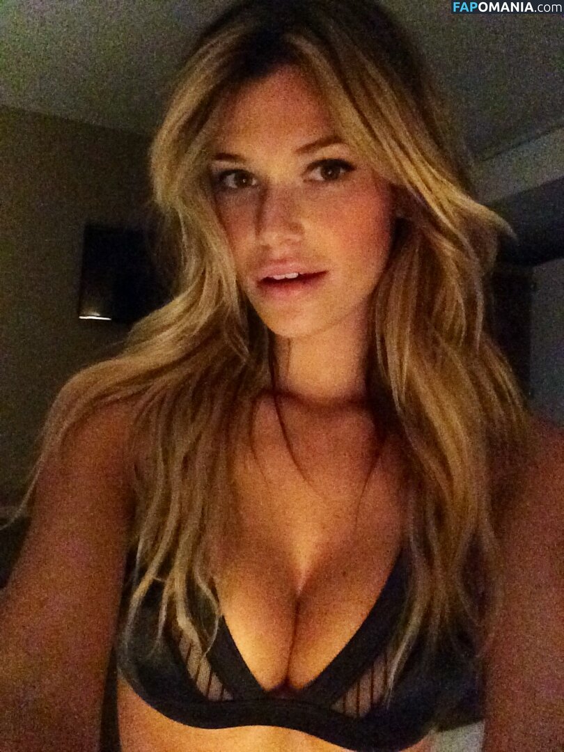 Samantha Hoopes Nackt Geleaktes Foto #11