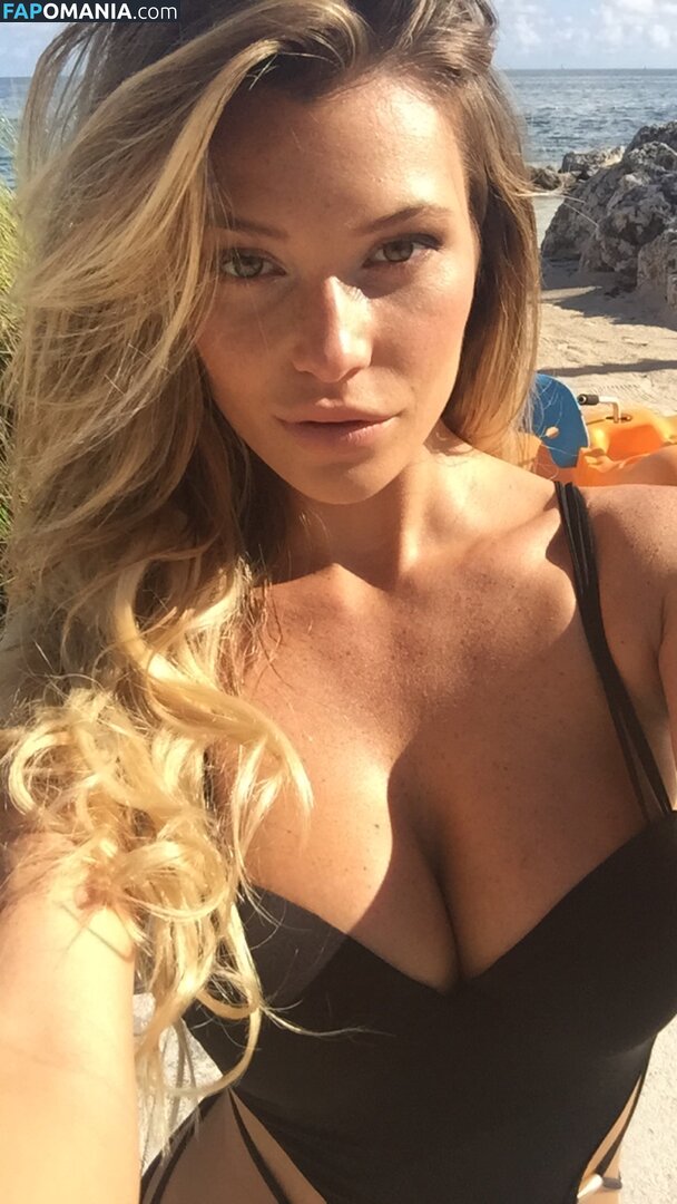 Samantha Hoopes Nackt Geleaktes Foto #74