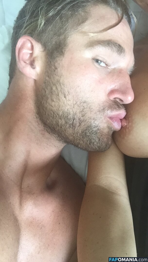 Samantha Hoopes Nackt Geleaktes Foto #174