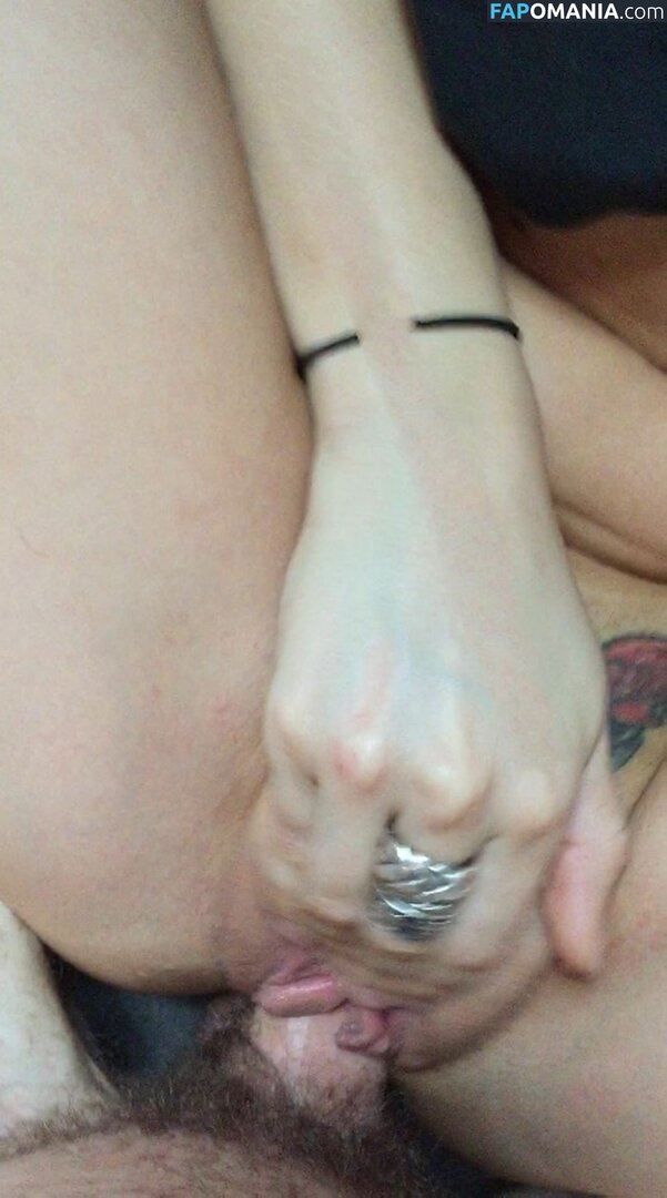 Scout Taylor Compton Nackt Geleaktes Foto #26