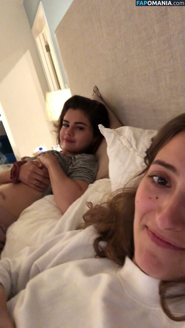 Selena Gomez Nackt Geleaktes Foto #20
