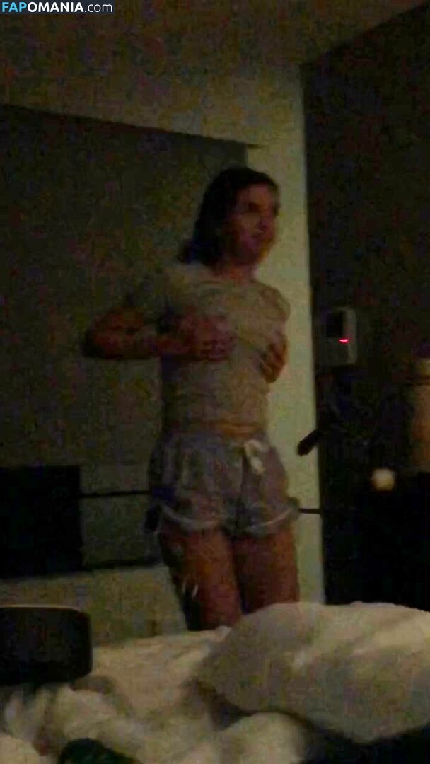 Selena Gomez Nackt Geleaktes Foto #42