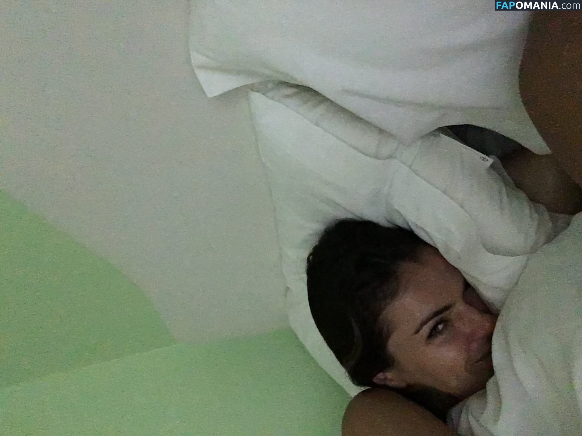 Serinda Swan Nackt Geleaktes Foto #55