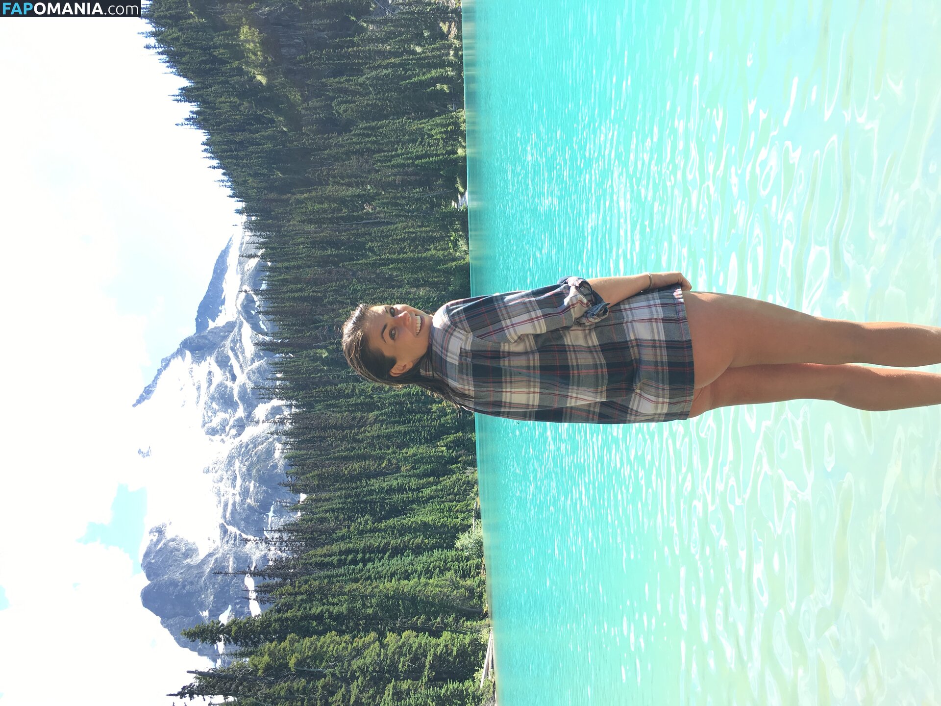 Serinda Swan Nackt Geleaktes Foto #123