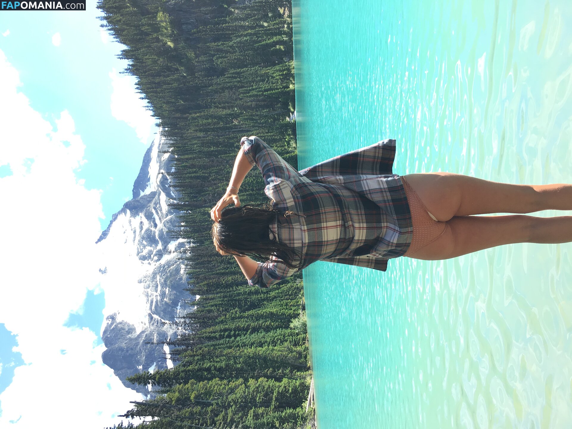 Serinda Swan Nackt Geleaktes Foto #127