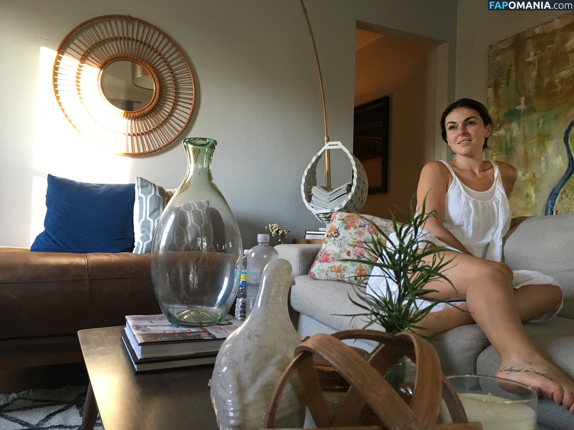 Serinda Swan Nackt Geleaktes Foto #224