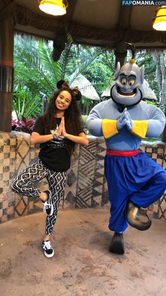 Shani Hamilton Nackt Geleaktes Foto #22