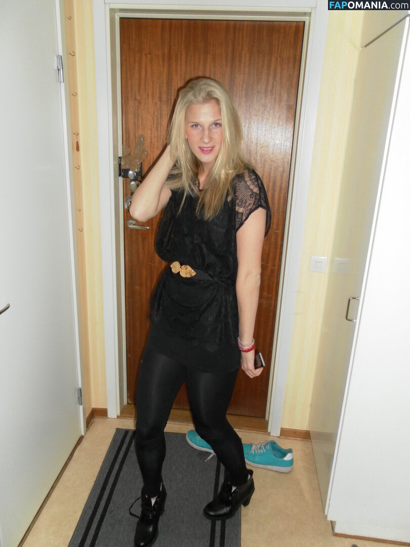 Sofia Jakobsson Nackt Geleaktes Foto #204