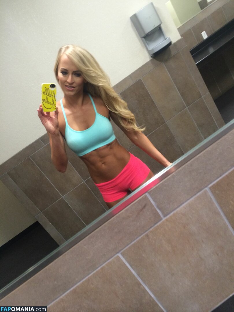 Summer Rae Nackt Geleaktes Foto #6